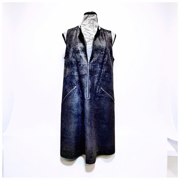 Lauren Vidal Jackets & Blazers - Lauren Vidal Black Textured Zip Front Sleeveless Dress |Minimalist | Luxe | S